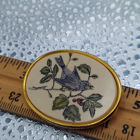 Vintage Barlow Etched Bird Brooch, GC & Attractive. - Picture 5 of 13